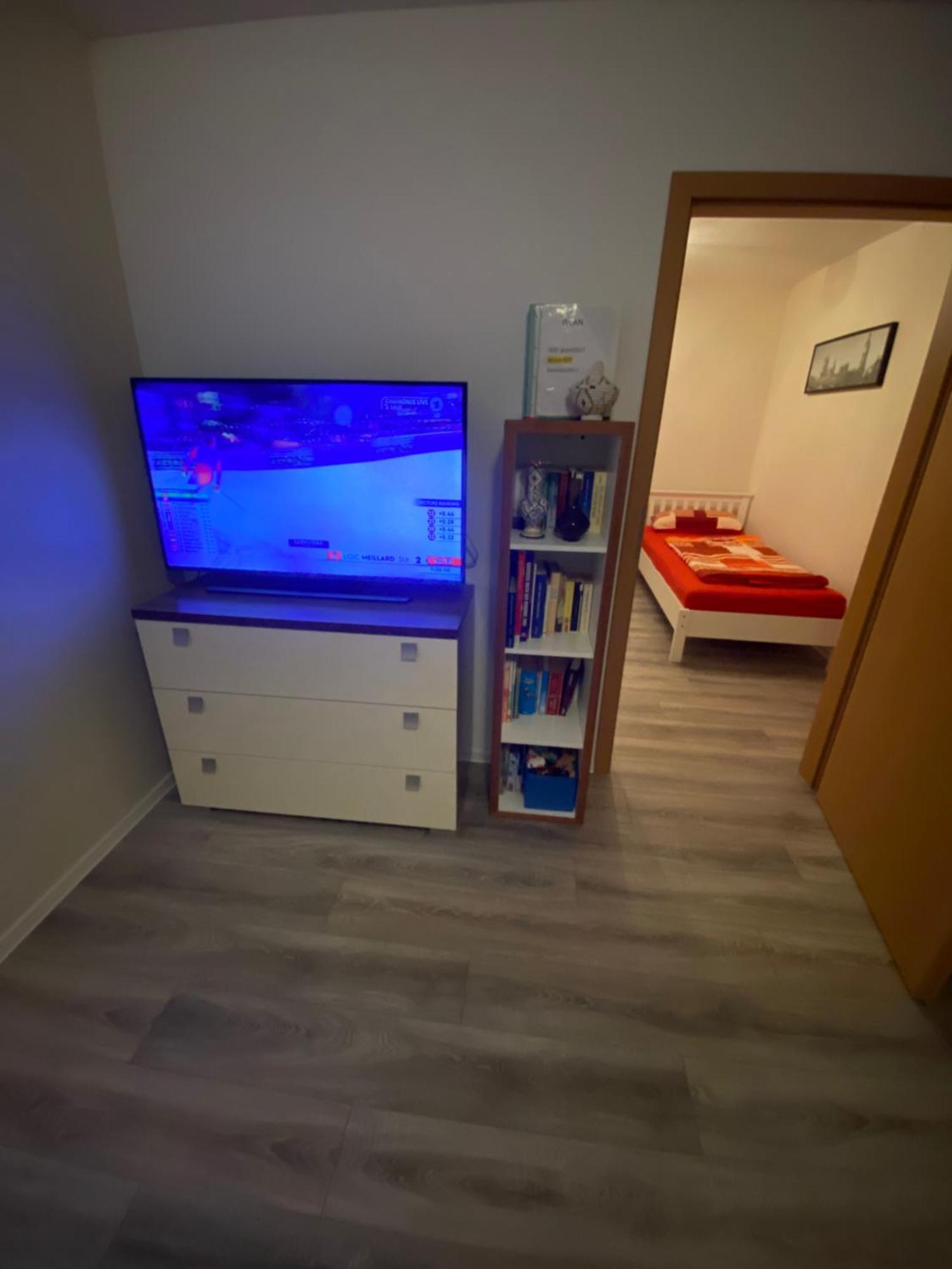 Ferienwohnung - Monteurwohnung Familie Houri Neupotz Extérieur photo